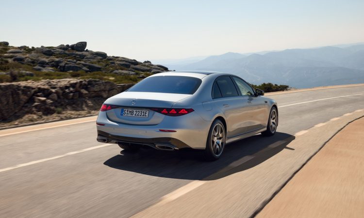 Mercedes Benz S Klasse Facelift 2026 mit Level 4 Autonomie vorgestellt AUTOmativ.de News 5 750x450 - Mercedes-Benz S 450 d 4MATIC Limousine und Langversion (2026): Technische Daten und Innovationen