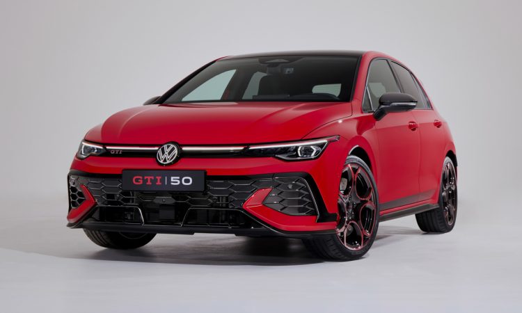 VW Golf GTI Edition 50 2026 Jubilaeums GTI mit 325 PS ab 54.540 Euro AUTOmativ.de News 001 4 750x450 - VW Golf GTI Edition 50 (2026): Jubiläums-GTI mit 325 PS ab 54.540 Euro