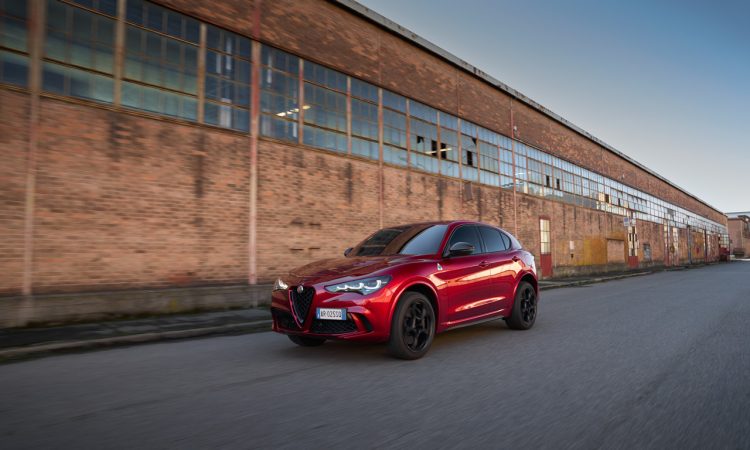Alfa Romeo Giulia Quadrifoglio 2026 Comeback mit 520 PS aus V6 mit Ferrari entwickelt AUTOmativ.de News 21 750x450 - Alfa Romeo Giulia Quadrifoglio kehrt zur&uuml;ck: 520-PS-V6 wieder bestellbar &ndash; Deutschland bekommt Sondermodell