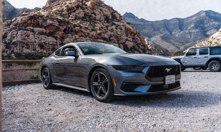 Ford Mustang 2.3l EcoBoost 2026 im Test und Fahrbericht in USA Roadtrip USA Las Vegas AUTOmativ.de Test 252 750x450 - Fahrbericht Ford Mustang 2,3l EcoBoost (2026, US-Modell): Der untersch&auml;tzte Vierzylinder f&uuml;r umgerechnet 30.000 Euro?