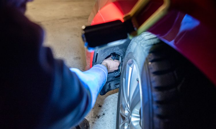 Osram Night Breaker LED SMART H8 Nebelscheinwerfer fuer den Volkswagen VW Polo GTI 200 PS Einbau Test Technik Test AUTOmativ.de Technologie 44 750x450 - Test Osram Night Breaker LED Smart H8: LED-Nebelscheinwerfer-Upgrade f&uuml;r VW Polo GTI