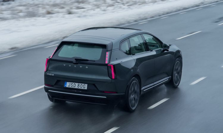 Volvo EX60 Preis Ausstattung Technik Reichweite AUTOmativ.de News 25 750x450 - Volvo EX60 (2026): Technische Daten, Reichweite, Ladezeit und Alltagstauglichkeit