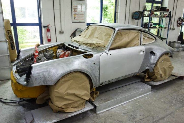 Porsche 964 Turbo S Leichtbau limitiert auf 86 Exemplare Restauration bei SWS Sport Wagen Service Joachim Wagner Dokumentation von Benjamin Brodbeck 24 750x500 - Zu auff&auml;llig f&uuml;r Frankreich: Wie ein Porsche 964 Turbo S Leichtbau sein Speedgelb zur&uuml;ckbekam