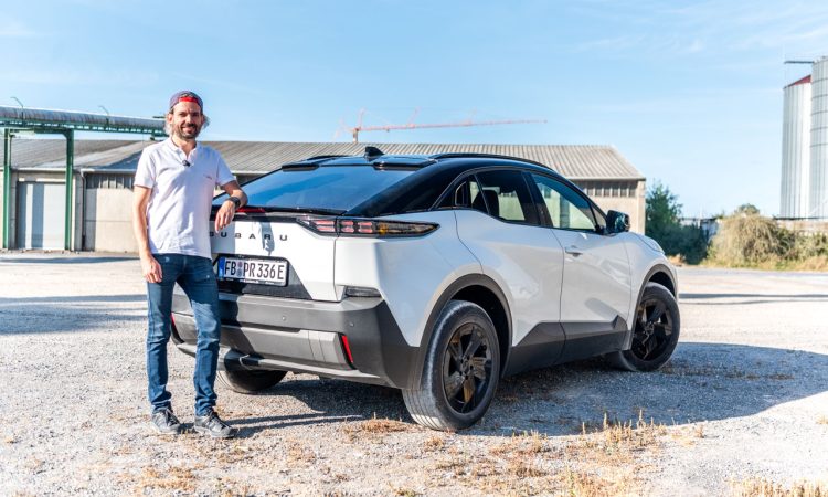 01 Subaru Uncharted 77 FWD Active 2026 in Platinum White Pearl im Fahrbericht AUTOmativ.de Benjamin Brodbeck 201 750x450 - Fahrbericht Subaru Uncharted 77 FWD Active: Kein Boxer, kein Allrad - trotzdem Subaru?